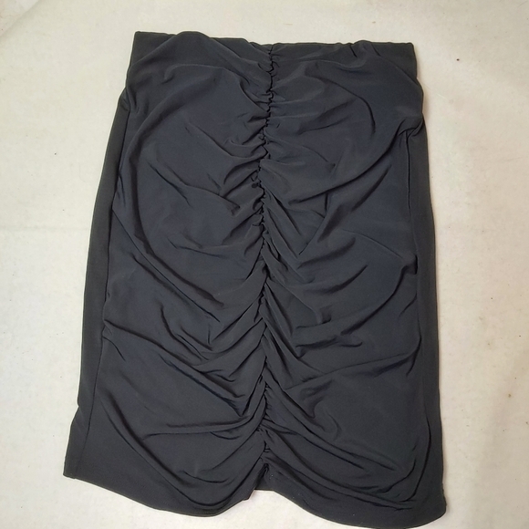 VERO Moda Black Draped Skirt - Picture 3 of 10